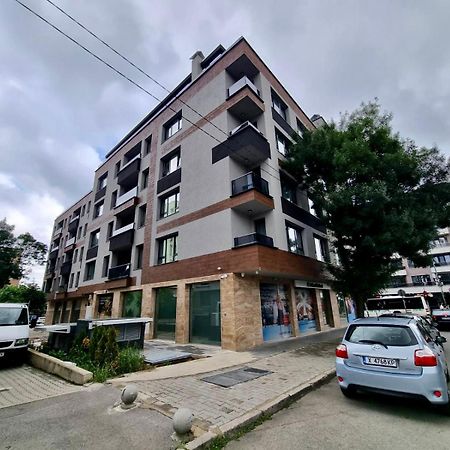 Best Family Apartments & Private Parking Sofia Exteriör bild
